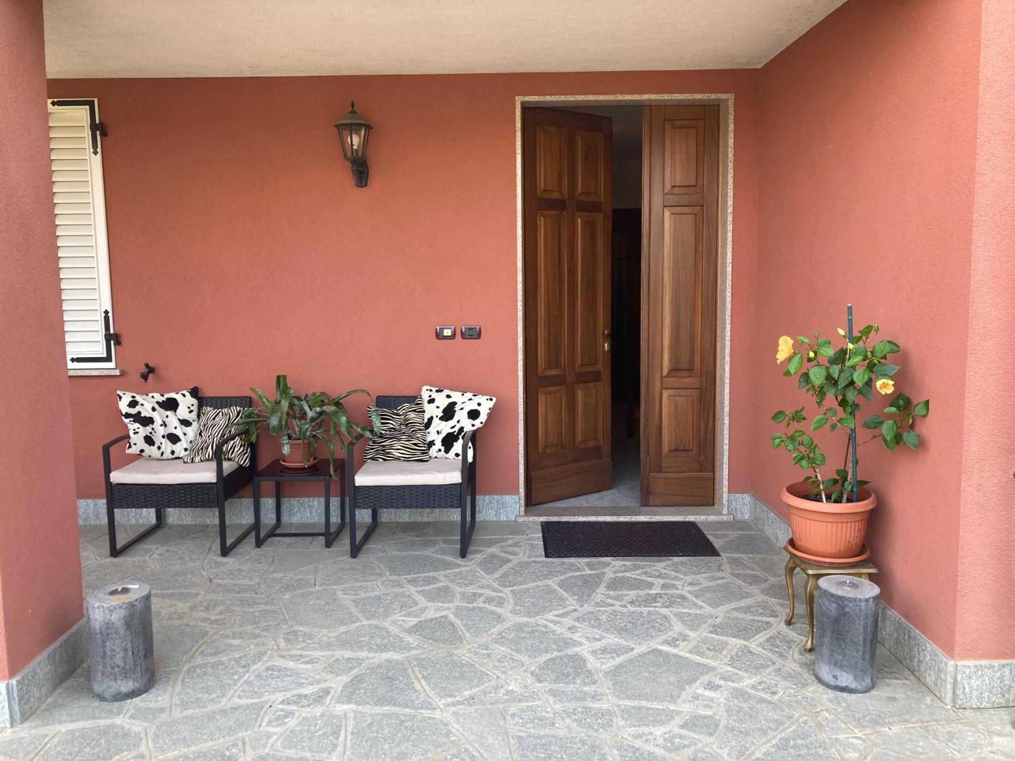 Casa Finestre Bianche Appartement Canelli Buitenkant foto